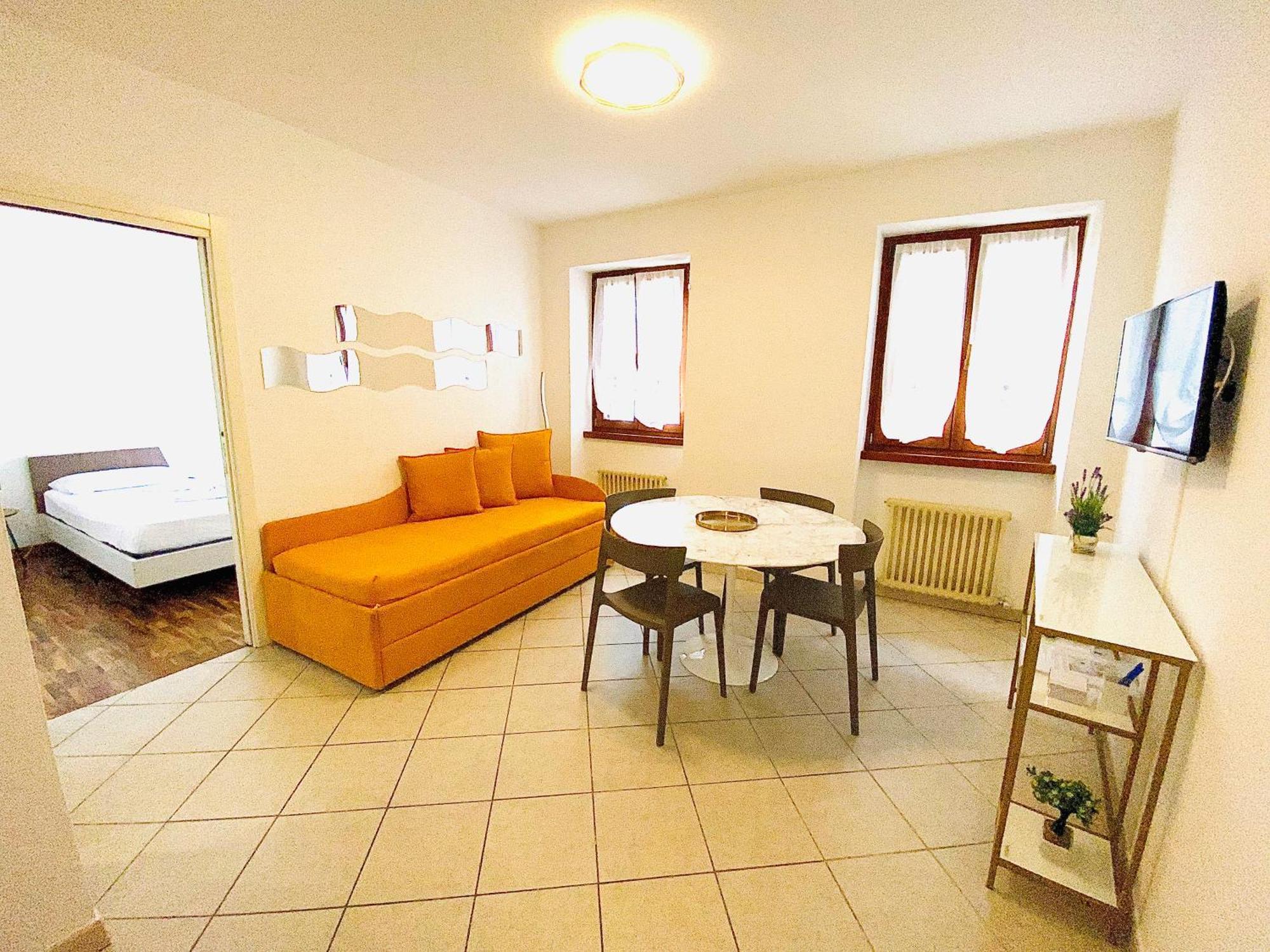Original Escape Apartment Arco Luaran gambar